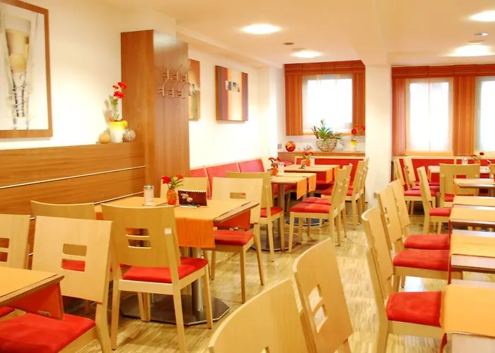 Schell Schokoladen Hotel *